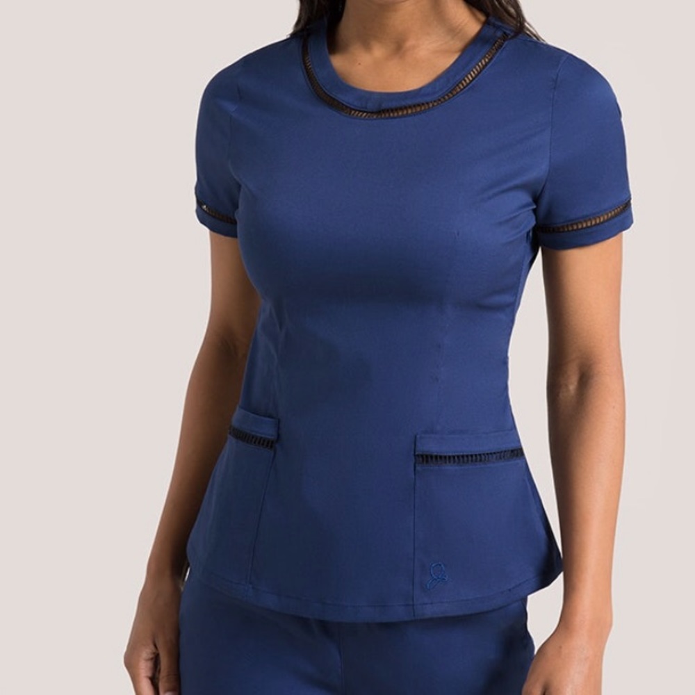 Jaanuu scrub top